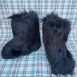 Faux Fur Black Winter Boots